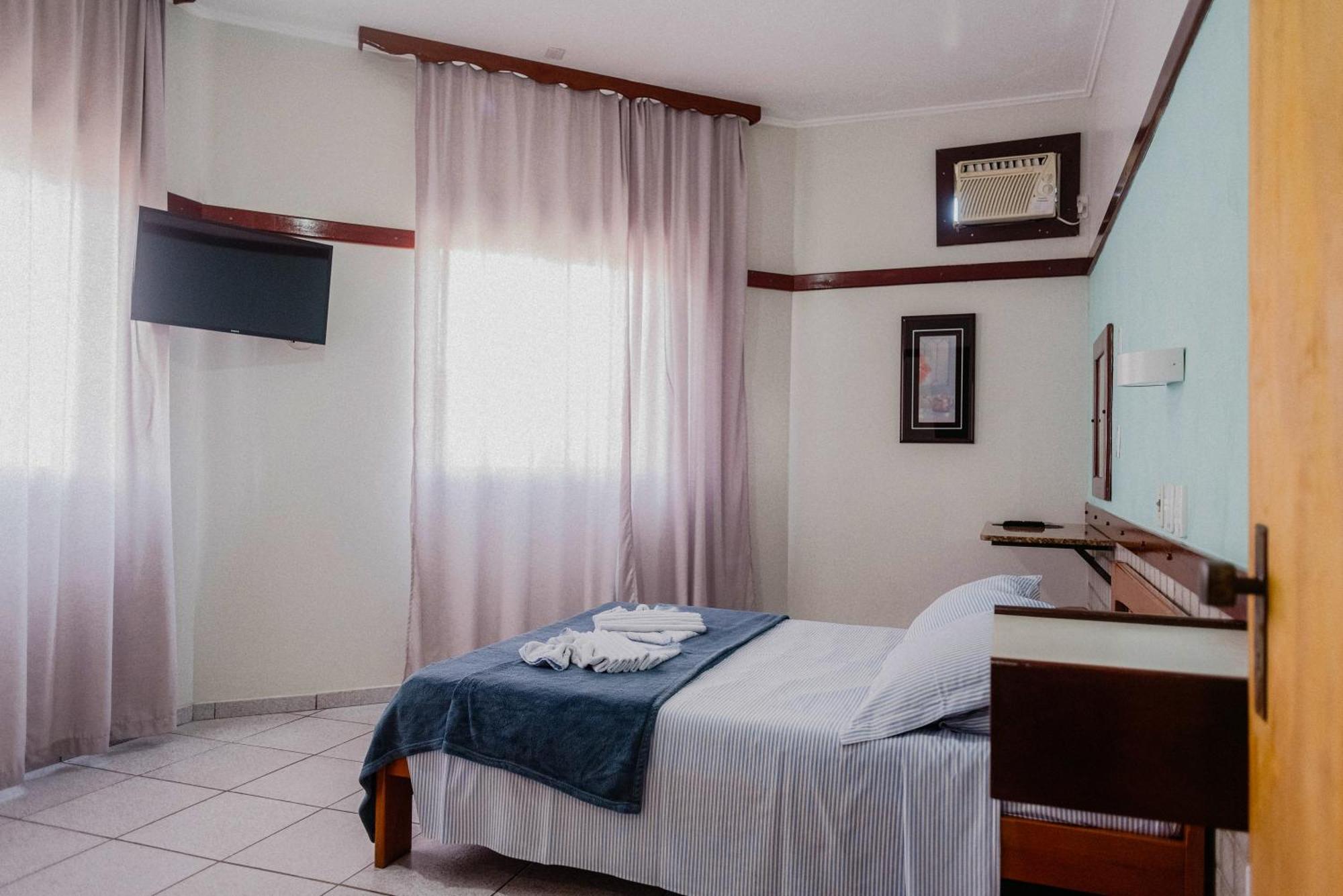 Hotel Sao Charbel 乌巴图巴 外观 照片